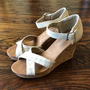 Toms wedge sandals